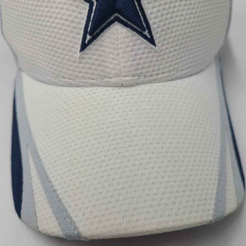 New Era tag says